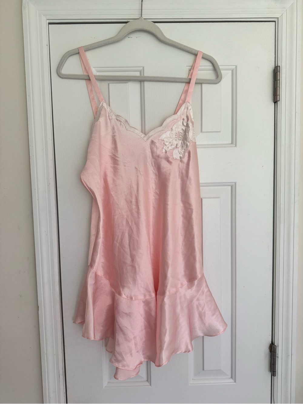 Vintage Victoria's Secret Gold Label Pink Lingerie Slip Size Medium